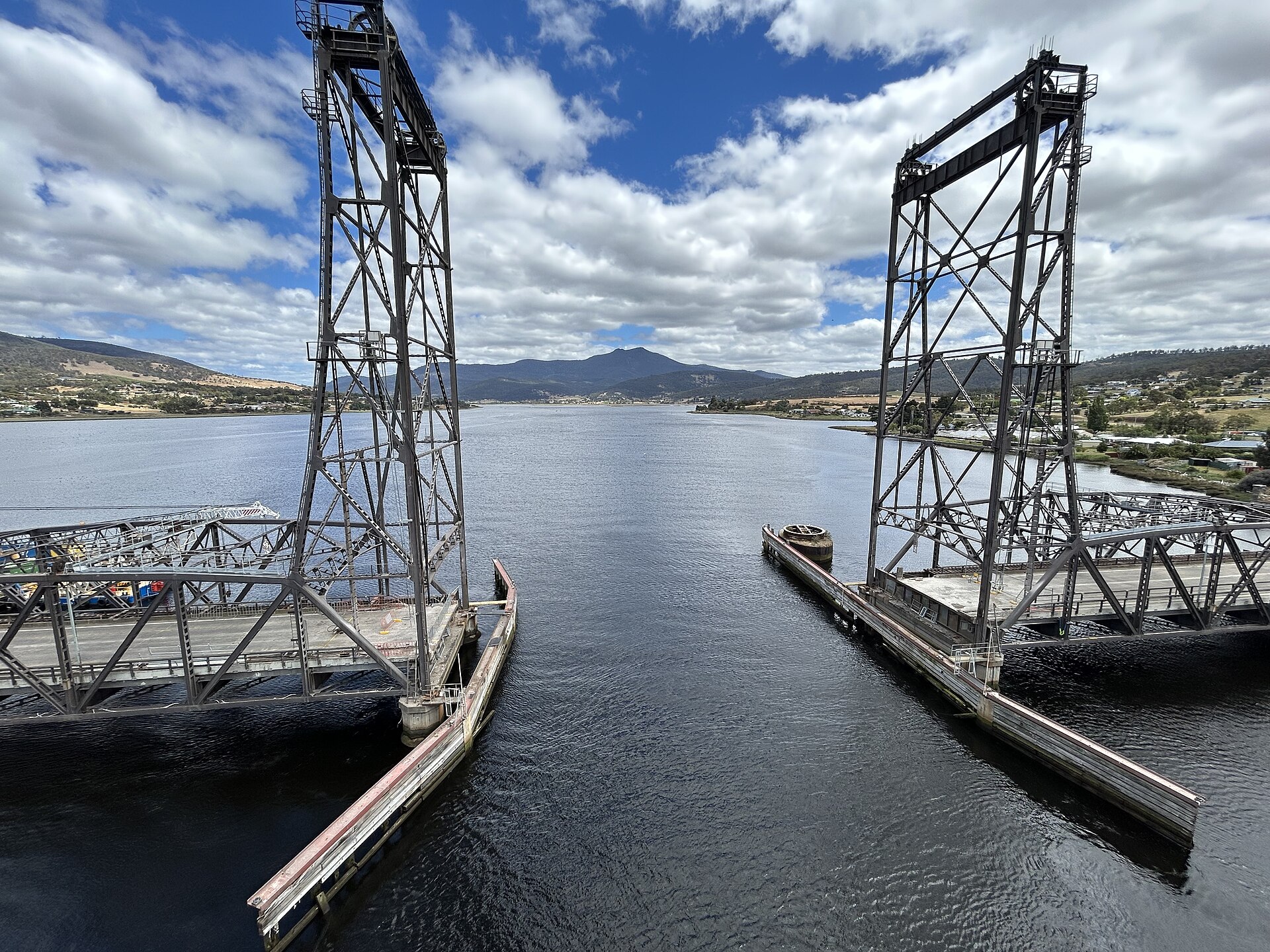 Tasmanian Tech Workers Navigate Surveillance, Burnout in Remote Work Boom