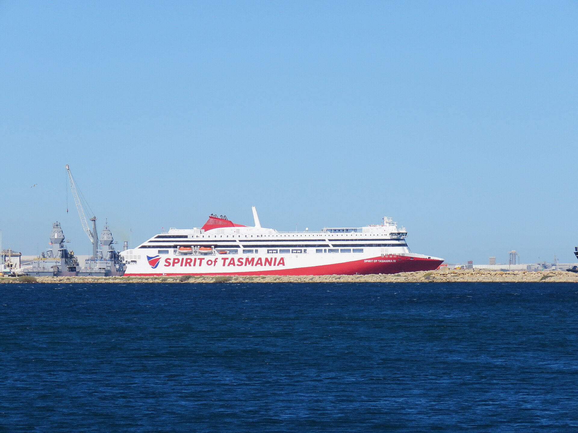 Remote Work Tech Transforms How Tasmanians Live and Labor Daily