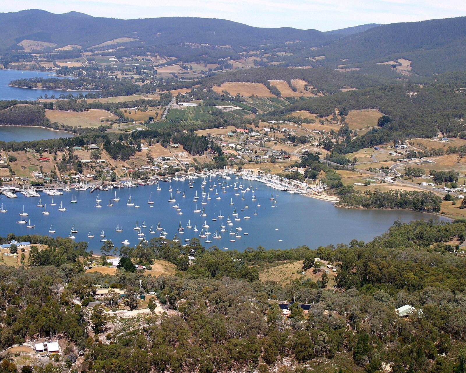 Tasmanians Feel Excluded From Major Decisions On Stadium, Link, Salmon Rules